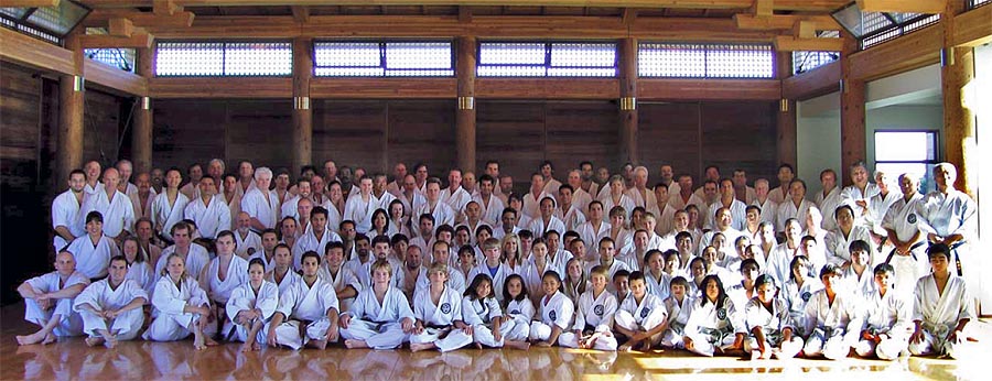 group photo from Dec 1,2007 year end practice (Ohshima Sensei standing at far right)